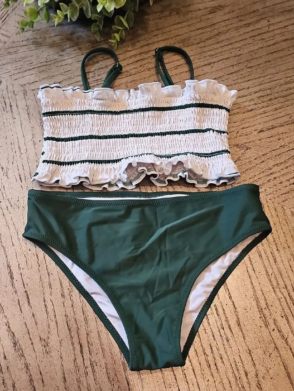 Girls Two-Piece Green & White Smocked Swim Set Size 10